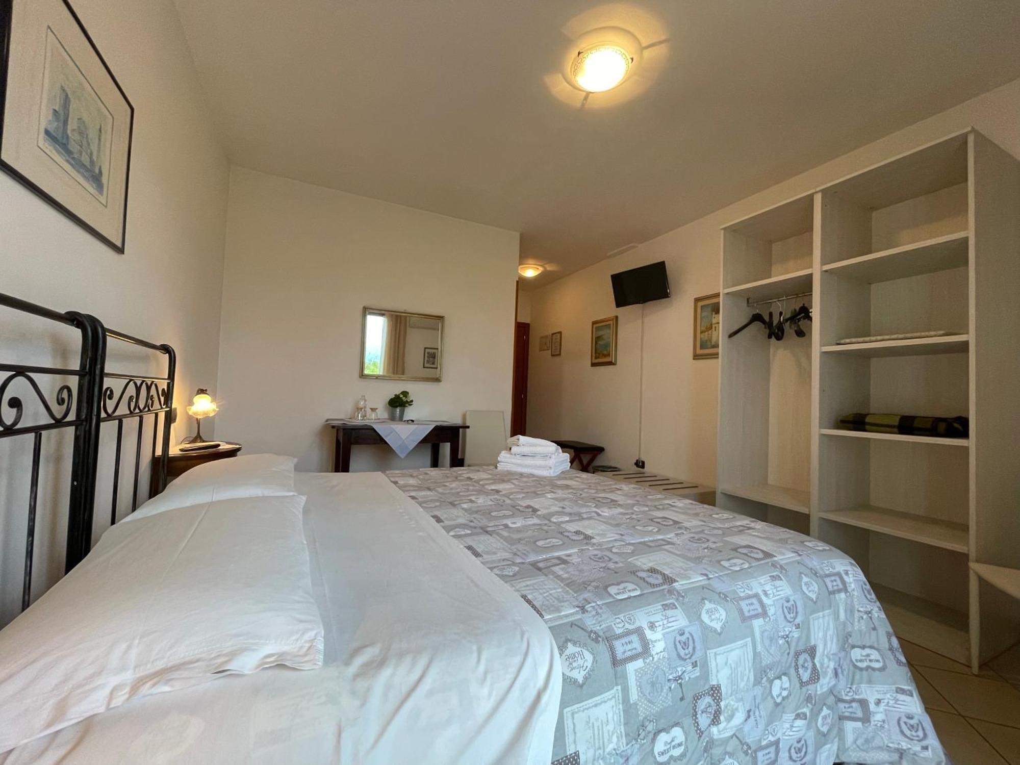 Al Vajo Villa Lazise Buitenkant foto